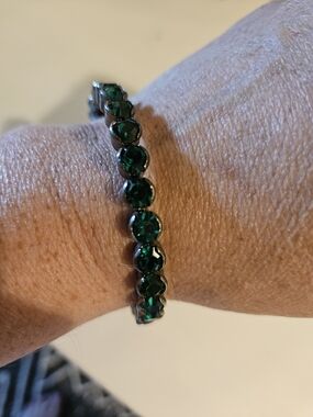 Emerald Green and Pewter Round Crystal Tennis Bracelet